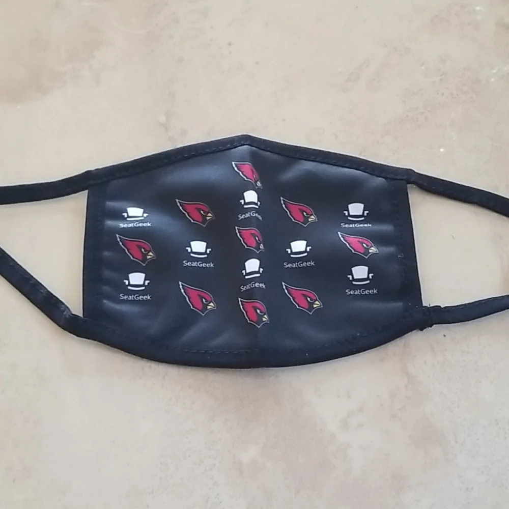 Az Cardinal's Face Mask